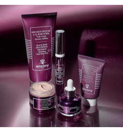 BLACK ROSE EMULSION EXQUISE A LA ROSE NOIRE العناية بالبشرة